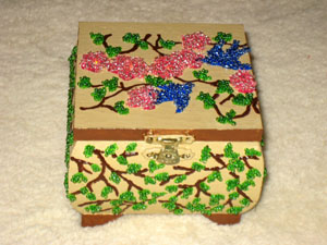 Beaded Birds Box