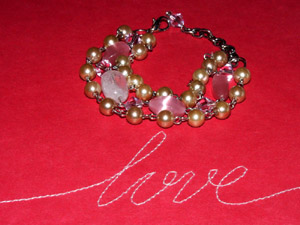 La Vie En Rose bracelet